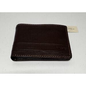 NWT Fossil SML1391 Lufkin International Traveller Dark Brown Cowhide Leather